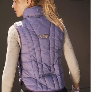 Free People Running Ves